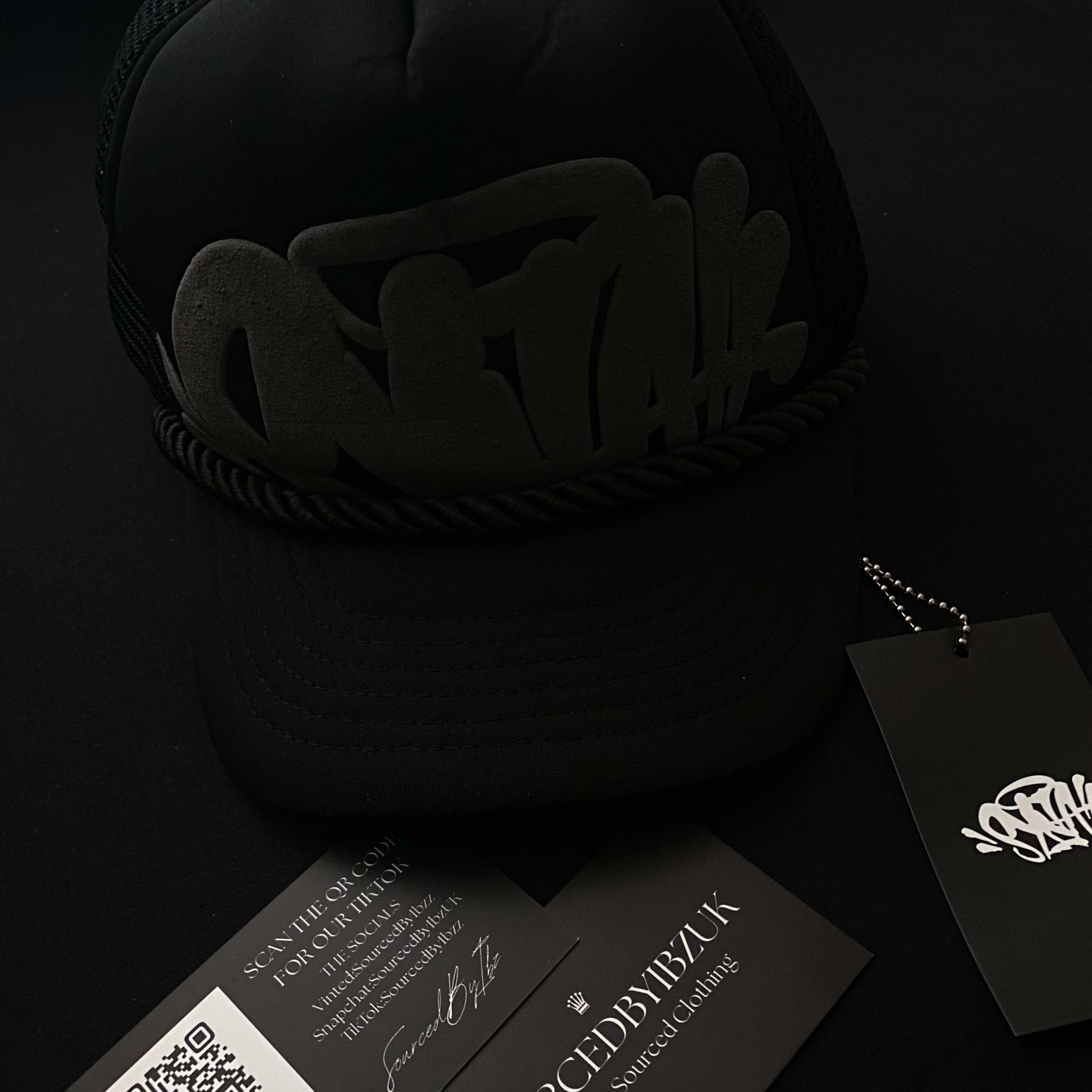 SYNAWORLD Trucker Cap (F&F)