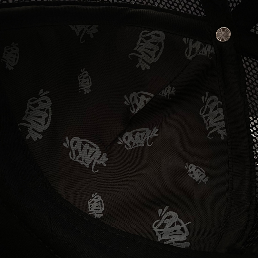 SYNAWORLD Trucker Cap (F&F)